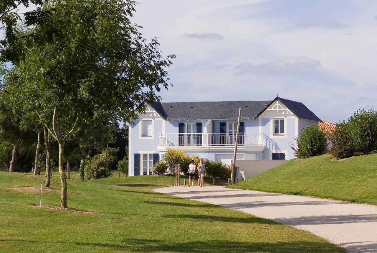 Madame Vacances Les Maisons De Fontenelles LʼAiguillon-sur-Vie Exteriör bild