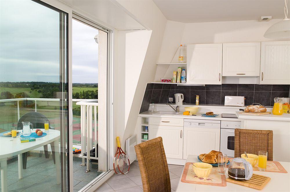 Madame Vacances Les Maisons De Fontenelles LʼAiguillon-sur-Vie Exteriör bild